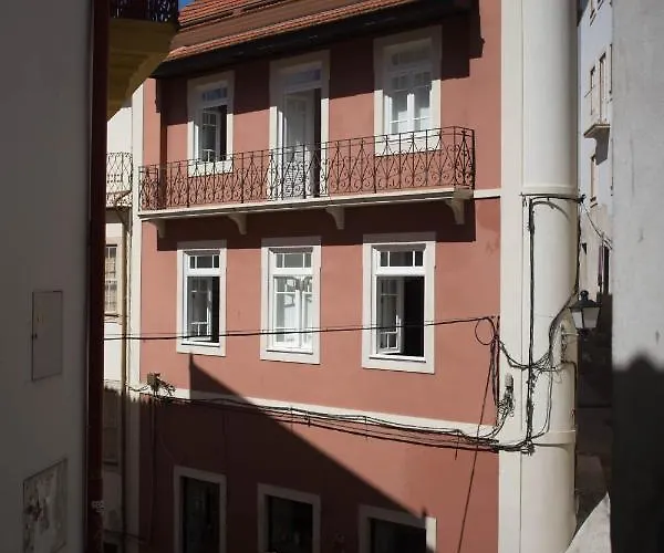 五分之五住宿加早餐旅馆 *