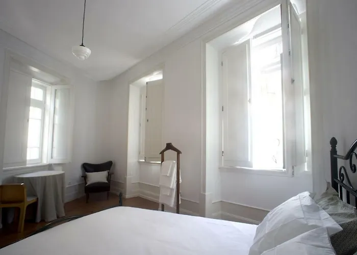 五分之五住宿加早餐旅馆 科英布拉